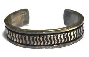 Pulsera brazalete pesado Sterling Darin Bill onda grabada 18 mm 7,25" muñeca 100 g - Imagen 1 de 6