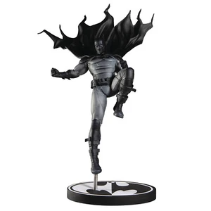 Batman Black and White Statue Olivier Coipel DC Direct McFarlane Toys NEW SEALED - Picture 1 of 8