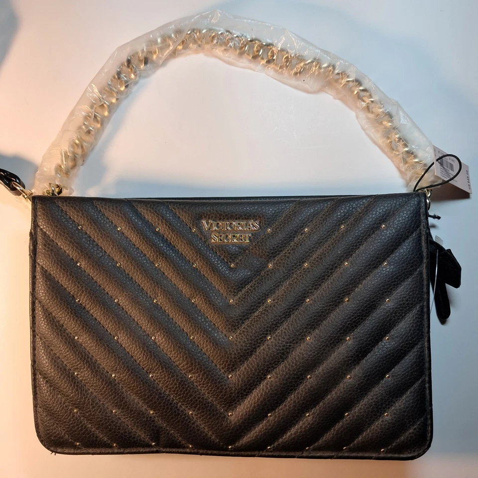  Bandolera Victoria's Secret acolchada de cuero con correa de cadena Foto 1 de 4