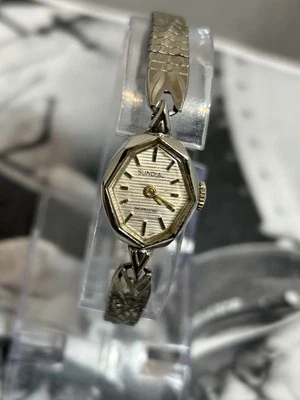 Reloj de sol vintage para mujer tono plata reloj de sol 7j cuerda manual.  Funciona, lee Foto 1 de 4