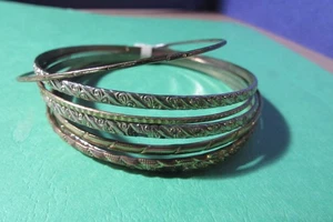 Juego de 7 pulseras brazalete dorado - aproximadamente 2 1/2" de ancho - Imagen 1 de 5