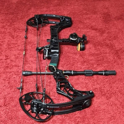 Блочный лук для правой руки Mathews Phase 4 29 - Изображение 1 из 4
