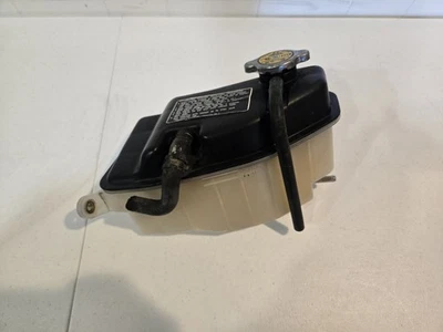 Tanque de depósito de desbordamiento de expansión de refrigerante de motor Lexus LS400 1995-2000 FABRICANTE DE EQUIPOS ORIGINALES Foto 1 de 4