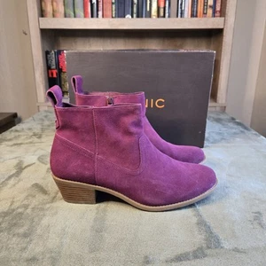 Vionic "Vera" Water Repellent Suede Ankle Boot Size 9 - Picture 1 of 10
