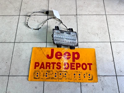 Jeep Wrangler JL JLU 2018 24 pasajero derecho LED intermitente lámpara OEM 55112884AF Foto 1 de 4