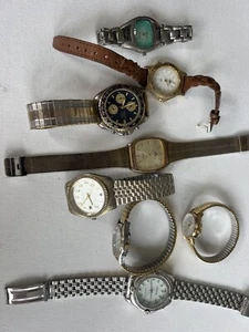lot of eight watches various brands need batteries various brands - Picture 1 of 6