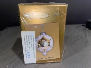 NEW 2005 HALLMARK KEEPSAKE CLUB EXCLUSIVE Snow Day Magic Ornament QXC5001 - Picture 1 of 3
