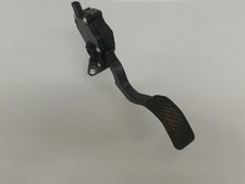 2008 Mazda 2 (DE) Hatchback 1.3 16V S-VT (ZJ46) ACCELERATOR PEDAL K42387410