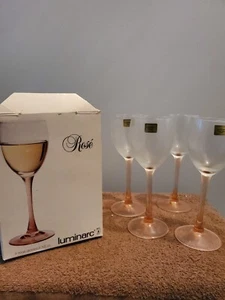 Luminarc wine glasses - Picture 1 of 2