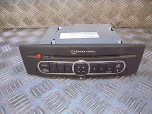 RENAULT LAGUNA 2005 1.9 DCI MK2 5DR CD PLAYER 8200292327 - Picture 1 of 3