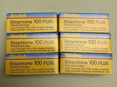 Kodak Ektachrome 100 Plus EPP-120. E6. Caducado 04/2005. Almacenamiento en frío Foto 1 de 2