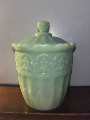 Azúcar de jadeíta atemporal The Pioneer para mujer con tapa ligeramente usado Foto 1 de 4