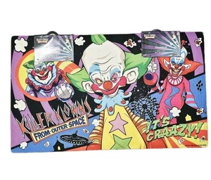 Alfombra felpudo Killer Klowns From Outer Space alfombra de terror Jumbo Shorty 18 X 30 pulgadas  - Imagen 1 de 5