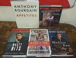5 Anthony Bourdain No Reservations NASTY BITS Cook's APPETITES Raw HCDJ BOOK 1st - Bild 1 von 21