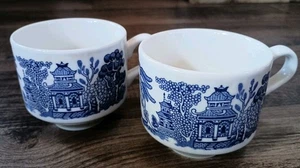 Vintage Blue Willow China Tea Cup Churchill England Ceramic Set Of 2 - Picture 1 of 4