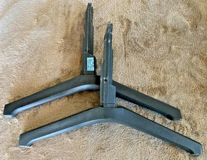 SAMSUNG STÄNDER/BEINE FÜR MODELLE UN70TU700D, UN75TU7000F, UN75TU700D & MEHR. - Bild 1 von 1