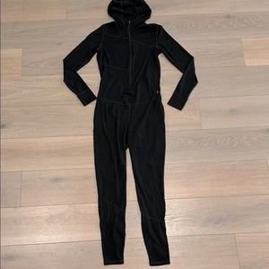 SMARTWOOL Black Merino 250 One-Piece Base Layer Long Sleeve Hood Bodysuit Size M - Picture 1 of 14