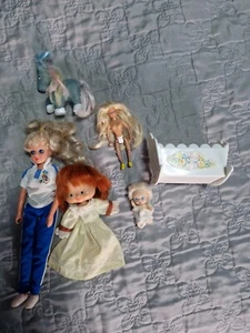 Lot Poupees 1980 Charlotte Aux Fraises Barbie ... - Imagen 1 de 4