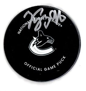Andrei Kuzmenko autographed signed official puck NHL Vancouver Canucks JSA COA