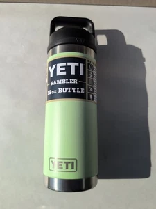 Yeti Rambler 18 oz Flasche, auslaufsicher, vakuumisoliert, Edelstahl mit Chu - Bild 1 von 4