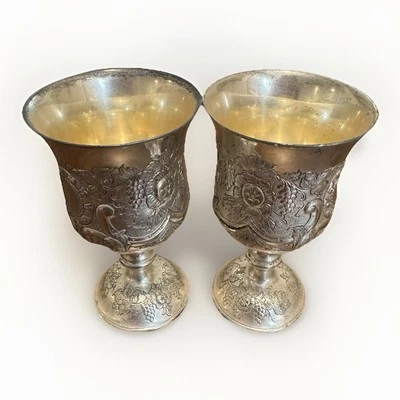 Juego de 2 copas pesadas vintage plateadas con diseño de vides de uvas Whine Cup Japón Foto 1 de 4