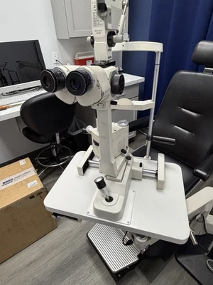 Lâmpada de fenda Reichert XCEL 255 - Bom estado! - Imagem 1 de 2