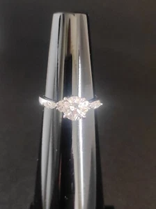 1 ct lab grown diamond vintage solitaire engagement wedding propasal ring gold - Picture 1 of 9