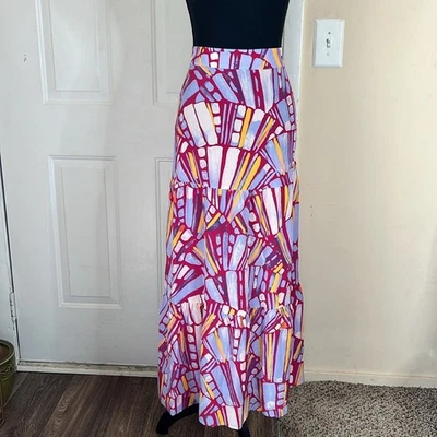 Falda midi multicolor abstracta tiro alto de seda Marie Oliver. Talla 0 nueva sin etiquetas Foto 1 de 4