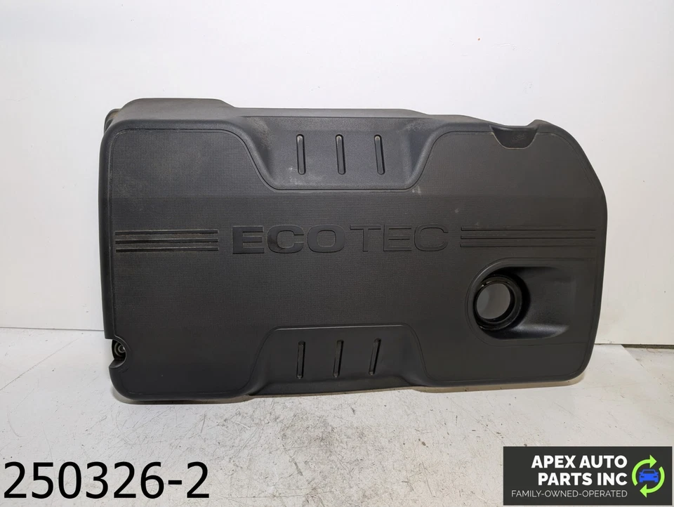 OEM 2011-2013 Buick Regal 2.0L FRONT ENGINE VALVE COVER — 第 1/4 张图片