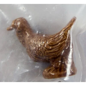 Wade Miniature Figurine Calendar Series November Turkey Red Rose Tea Premium NIP - Picture 1 of 2