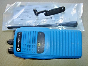 Motorola GP340Ex ATEX Intrinsically Safe UHF 403-470MHz battery, clip, antenna - Zdjęcie 1 z 9