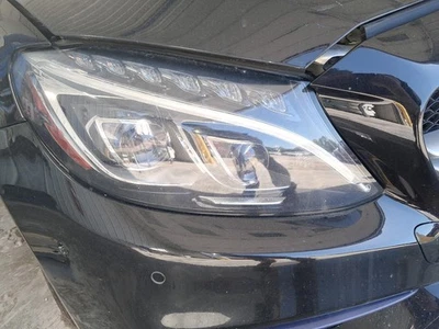Conjunto de faros derechos usados se adapta a: Mercedes-benz Mercedes clase c 205 2017 tipo Foto 1 de 4