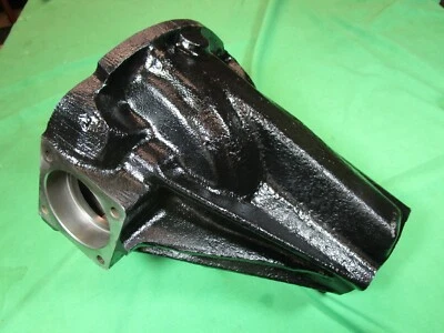 TRIUMPH TR6, TR250, TR4A IRS-  DIFFERENTIAL HOUSING CASING w/ BEARING CAPS- NLA - Image 1 of 4