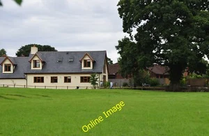 Photo 6x4 Willand : Grassy Field Willand\/ST0310 A grassy field and Willa c2013 - Picture 1 of 1