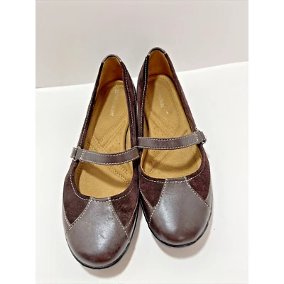 Women's Naturalizer Brown Mary Jane Flats Shoes Size 7.5m - Image 1 of 4