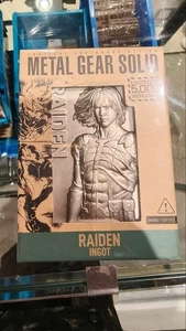 Lingote METAL GEAR SOLID Shibuya Raiden 00 piezas limitado - Imagen 1 de 2
