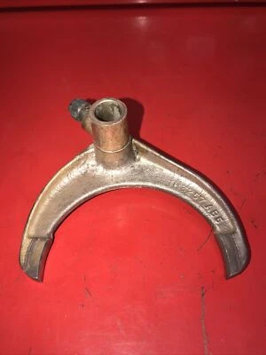 MG MGA MGB 3 sincronización 1962 a 1967 transmisión usada horquilla de cambio 3ª/4ª Foto 1 de 4