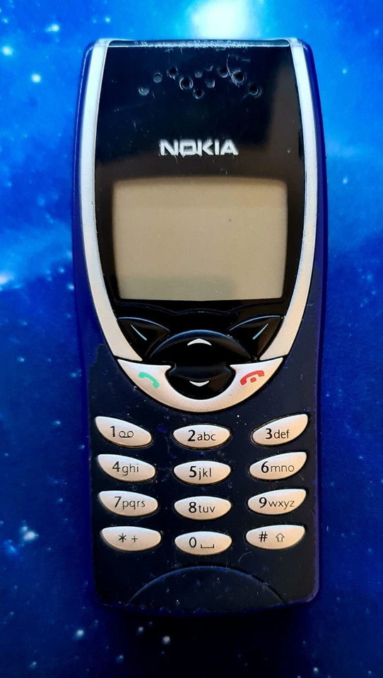 Nokia 8210 Blu  - Immagine 1 di 2