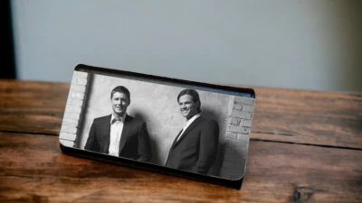 Cartera triple para mujer - SPN diseño súper natural blanco y negro Jensen Jared Foto 1 de 4