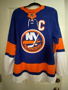 Clark Gilles Signed New York Islanders Jersey - Picture 1 of 3