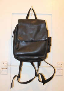 TIGNANELLO Black Leather Convertible Sling Bag Backpack Purse Vintage 90s - Picture 1 of 12