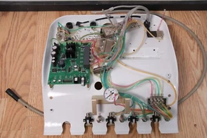 KAVO Dental chair KCH-100 - Model KLR - Unit Control Board +Parts Cabinet Mount - Picture 1 of 11