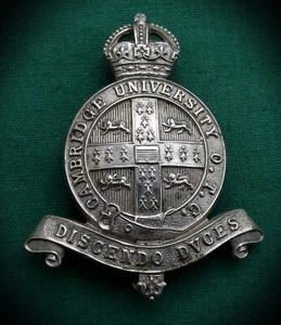 Insignia de gorra militar del ejército británico del Cuerpo de Entrenamiento de Oficiales de la Universidad de Cambridge - Imagen 1 de 8