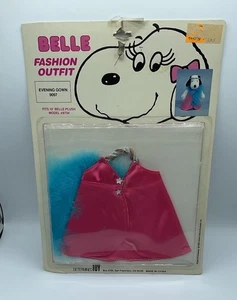VINTAGE SNOOPY BELLE EVENING GOWN FASHION OUTFIT IN ORIGINAL PACKAGING PEANUTS - Picture 1 of 3