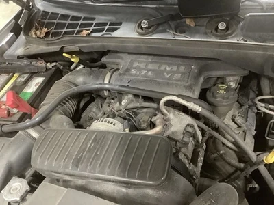 Passenger Right Sun Visor With Illumination Fits 06-09 DURANGO 4432961 - Image 1 of 4