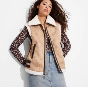 Wild Fable Women's Faux Shearling Vest Sleeveless Jacket Brown XXS - Picture 1 of 8