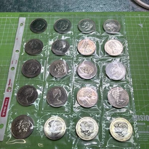 KRONE MÜNZEN GEPRÄGT ZUM GEDENKEN AN CHARLES & DIANA HOCHZEIT X 20 1981 NEU - Bild 1 von 6