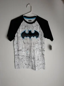 Batman Graphic Tee Boys Size XL(14/16) NEW - Picture 1 of 8