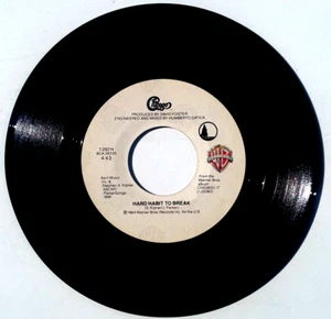 CHICAGO – Hard Habit To Break - Vinyl 45rpm 1984 - Warner Bros 7-29214 - Picture 1 of 4