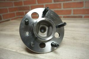 2006-2011 CADILLAC DTS REAR LEFT OR RIGHT SIDE BEARING WHEEL HUB AFTERMARKET*